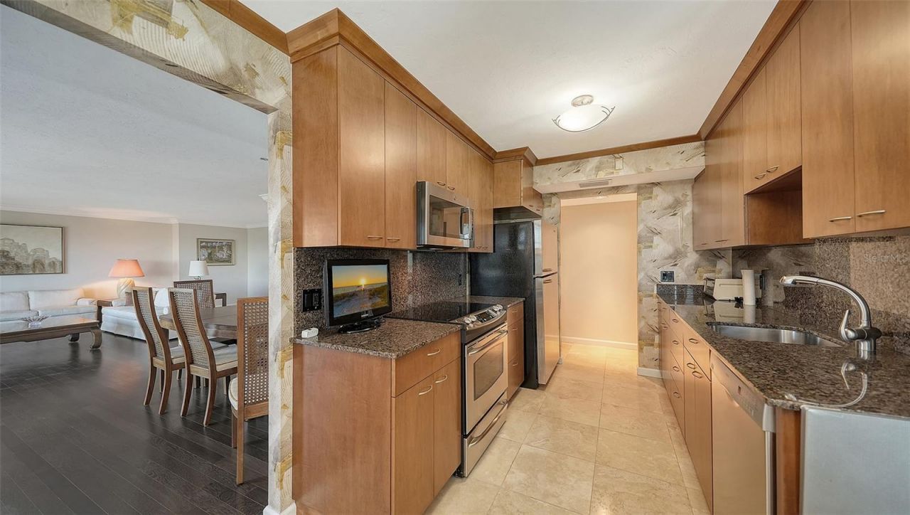 1750 Benjamin Franklin Drive, Unit PH-F, Sarasota, FL 34236 Photo