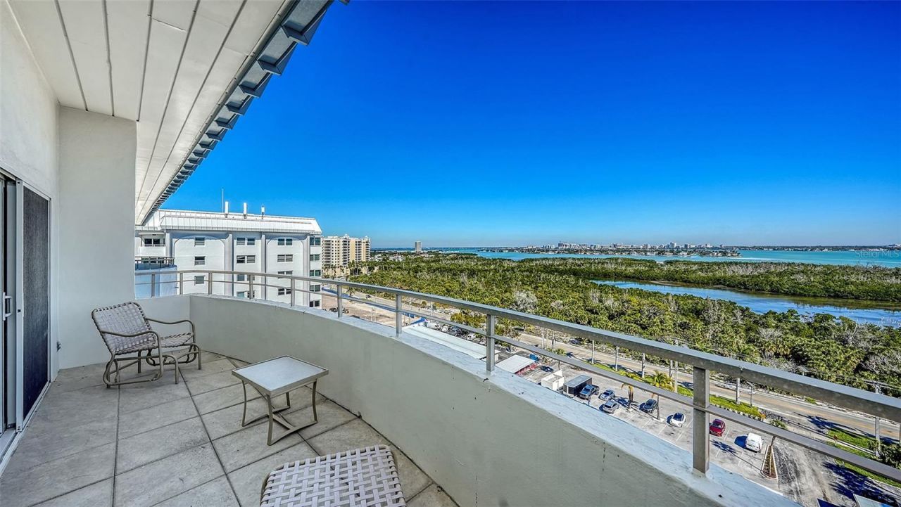 1750 Benjamin Franklin Drive, Unit PH-F, Sarasota, FL 34236 Photo