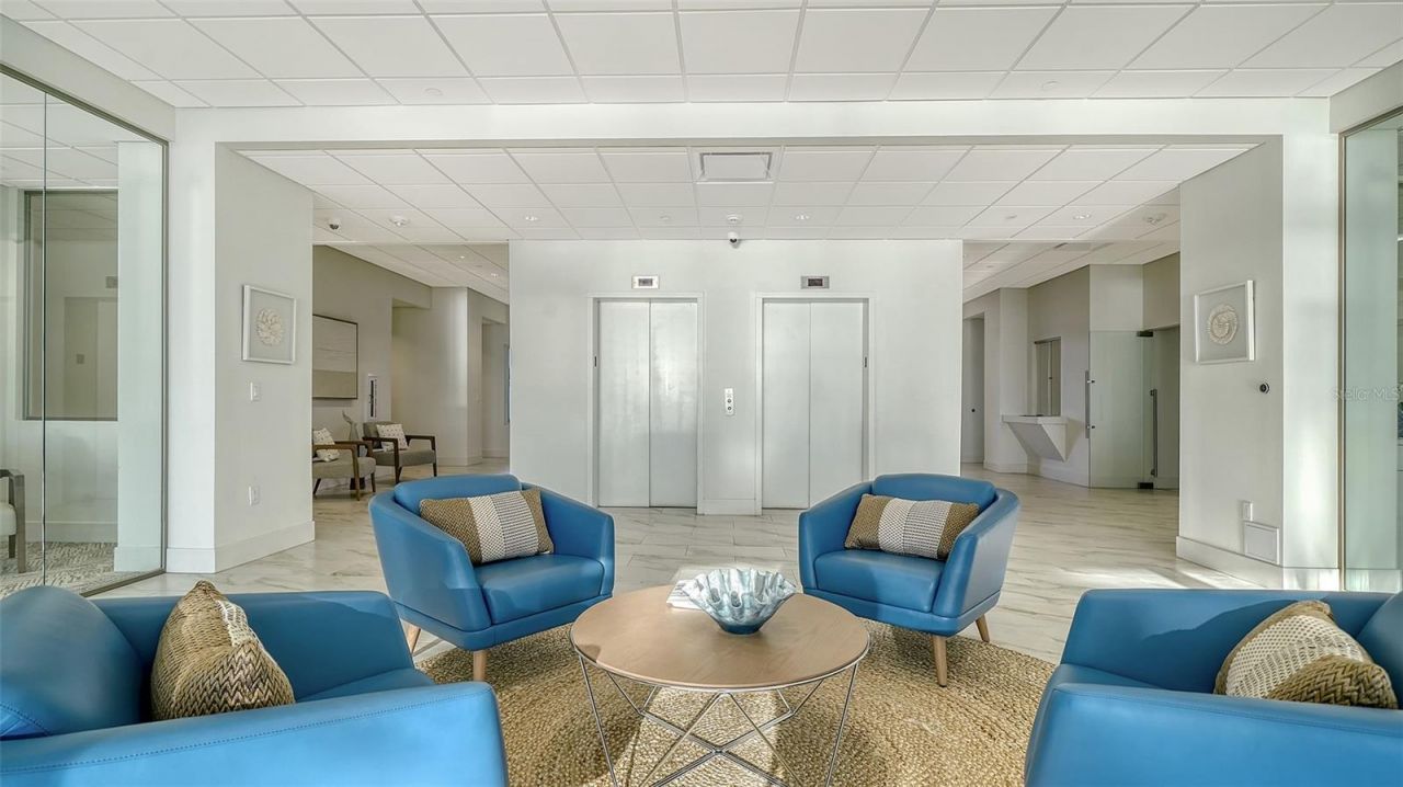 1750 Benjamin Franklin Drive, Unit PH-F, Sarasota, FL 34236 Photo