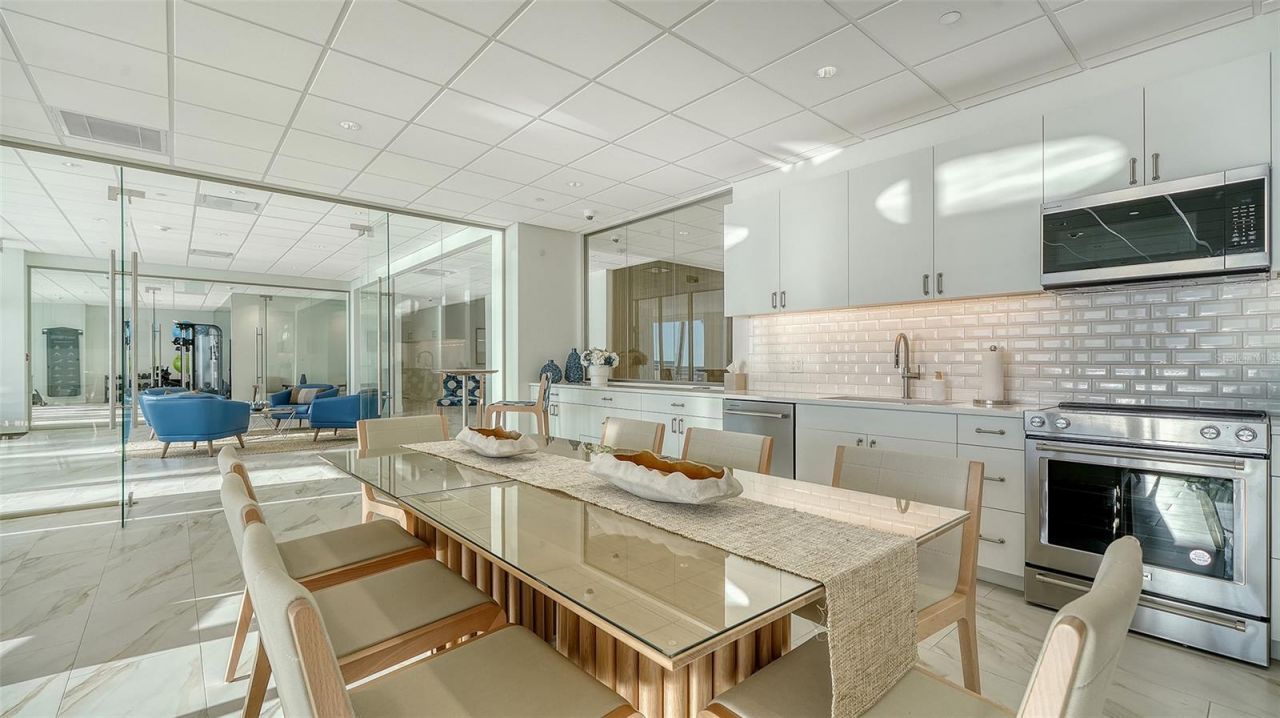 1750 Benjamin Franklin Drive, Unit PH-F, Sarasota, FL 34236 Photo