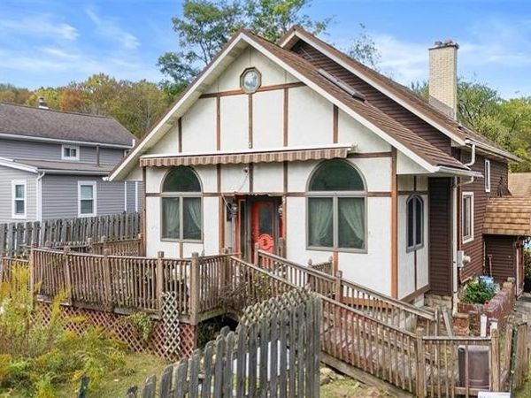 1908 Avella Rd, Avella, PA 15312