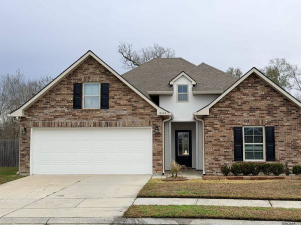 17483 Waterloo Dr, Baton Rouge, LA 70817