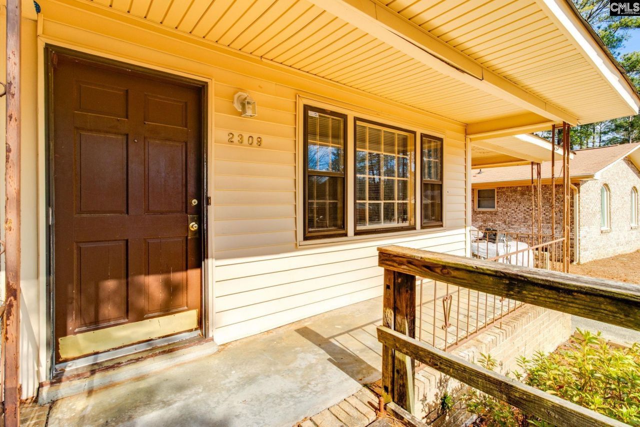 2309 Hillbeck Drive Photo 4