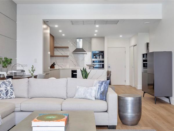 2301 Collins Ave , Unit 1633, Miami Beach, FL 33139