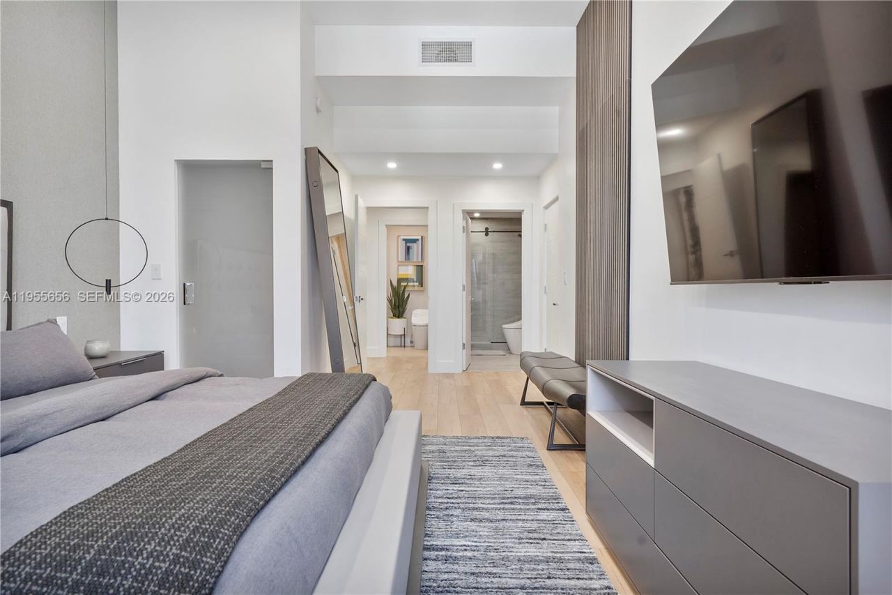 2301 Collins Ave , Unit 1633, Miami Beach, FL 33139 Photo