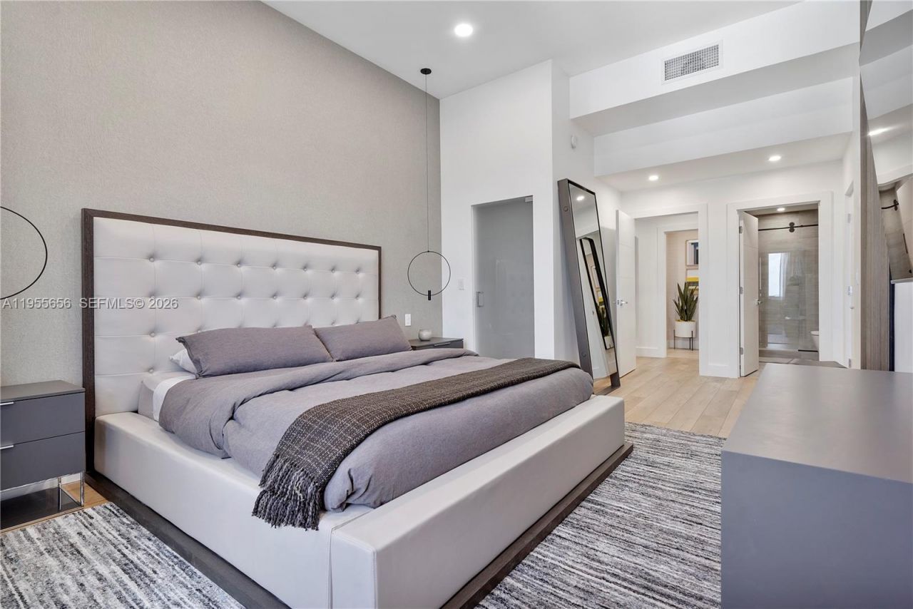 2301 Collins Ave , Unit 1633, Miami Beach, FL 33139 Photo