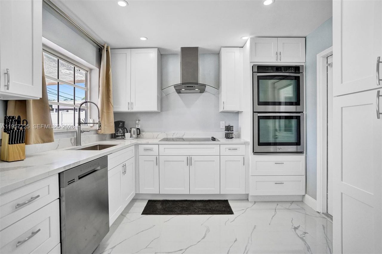 477 SE 17th Ter , Deerfield Beach, FL 33441 Photo