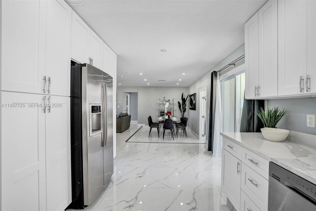 477 SE 17th Ter , Deerfield Beach, FL 33441 Photo