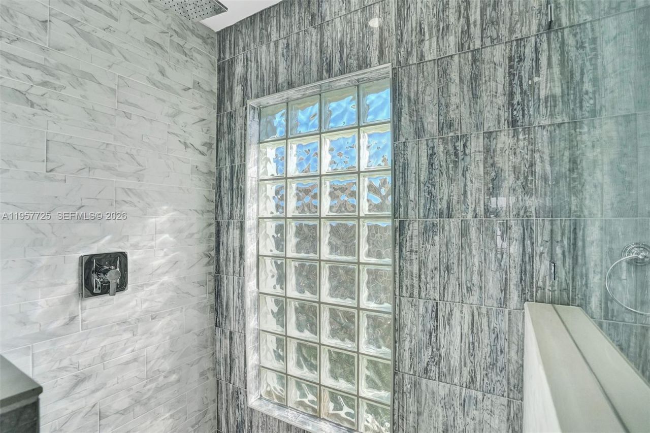 477 SE 17th Ter , Deerfield Beach, FL 33441 Photo