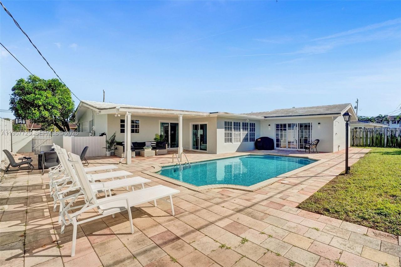 477 SE 17th Ter , Deerfield Beach, FL 33441 Photo