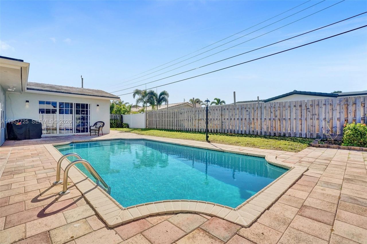 477 SE 17th Ter , Deerfield Beach, FL 33441 Photo