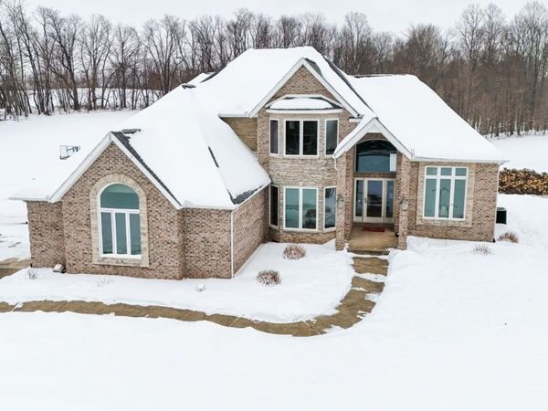 3405 Hastings Newville Road, Mansfield, OH 44903