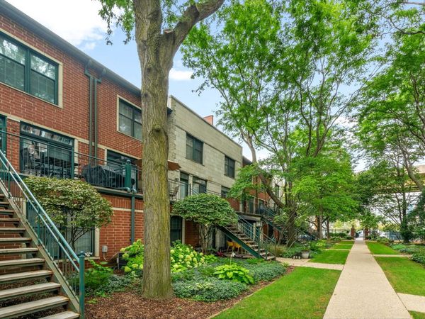 1812 S Dearborn Street, Unit 11, Chicago, IL 60616