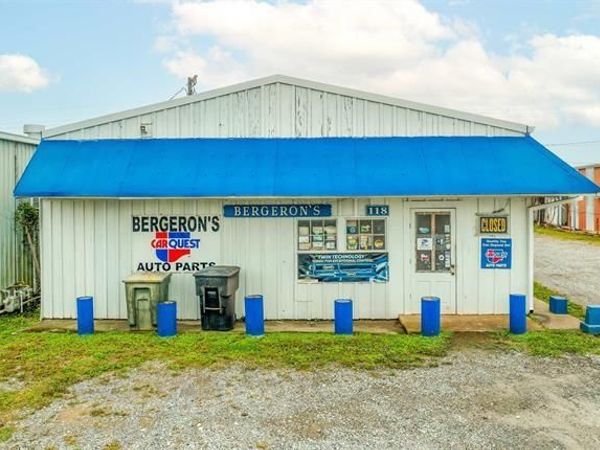 118 NORTH HOLLYWOOD Road, Houma, LA 70364