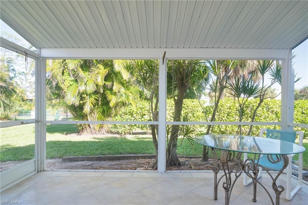 6119 Lake Front Dr, Fort Myers, FL 33908 Photo