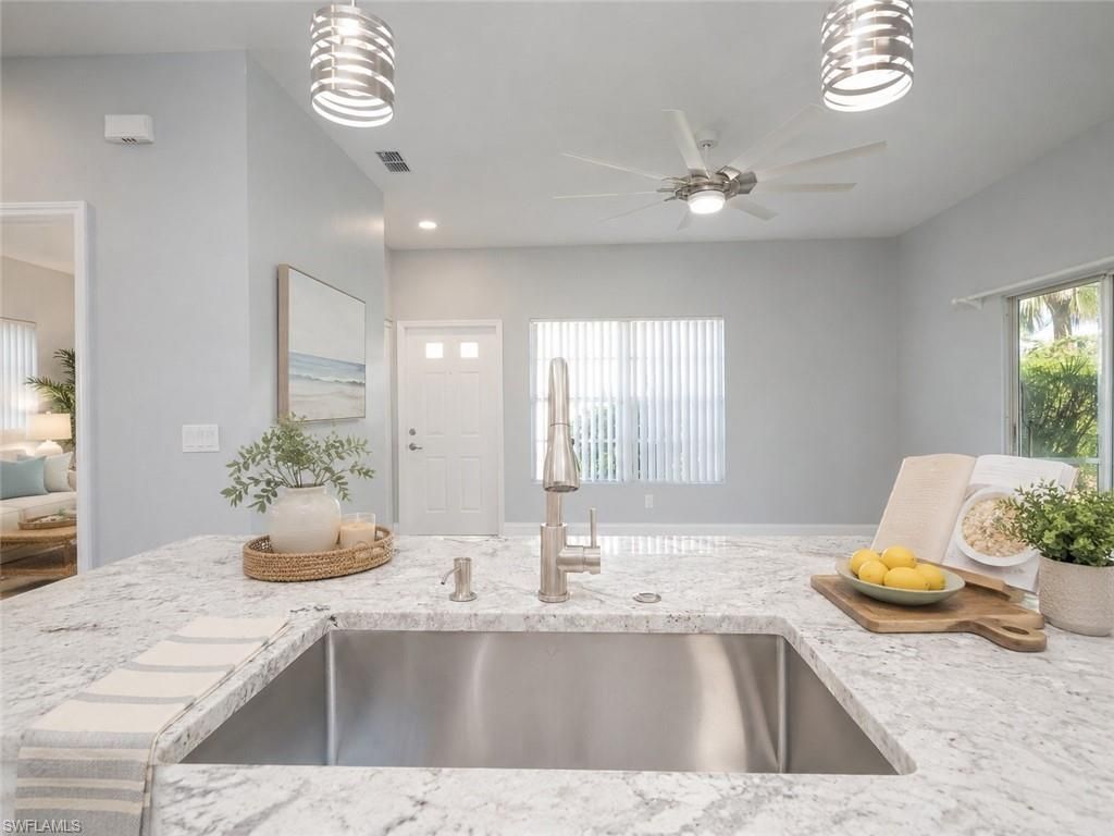 6119 Lake Front Dr, Fort Myers, FL 33908 Photo
