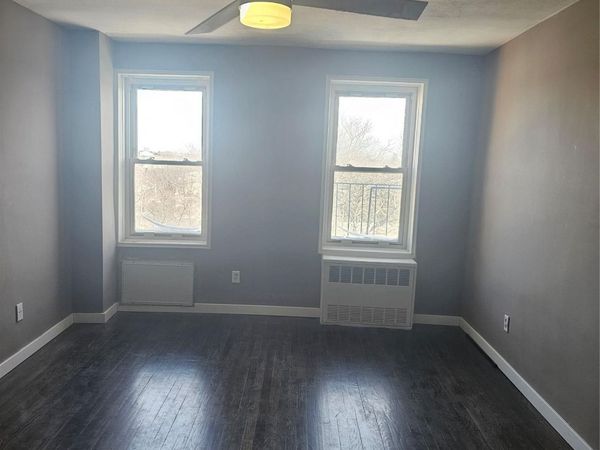 833 Central Avenue, Unit 6G, Far Rockaway, NY 11691