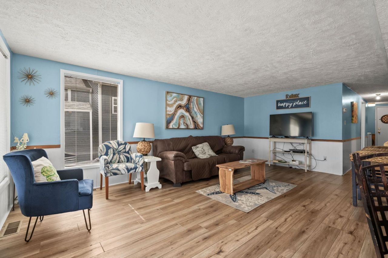 6001 1688 South Kings Hwy. Photo 6