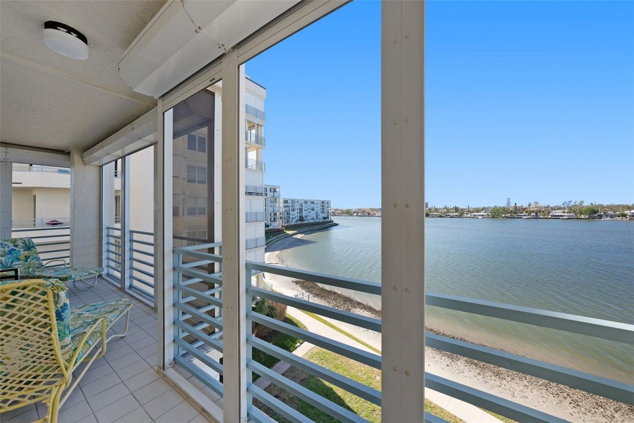 7984 Sailboat Key Boulevard S, Unit 401, South Pasadena, FL 33707 Photo
