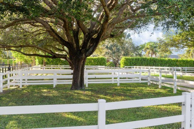 2760 Appaloosa Trail, Wellington, FL 33414 Photo