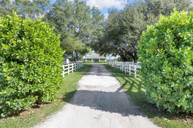 2760 Appaloosa Trail, Wellington, FL 33414 Photo