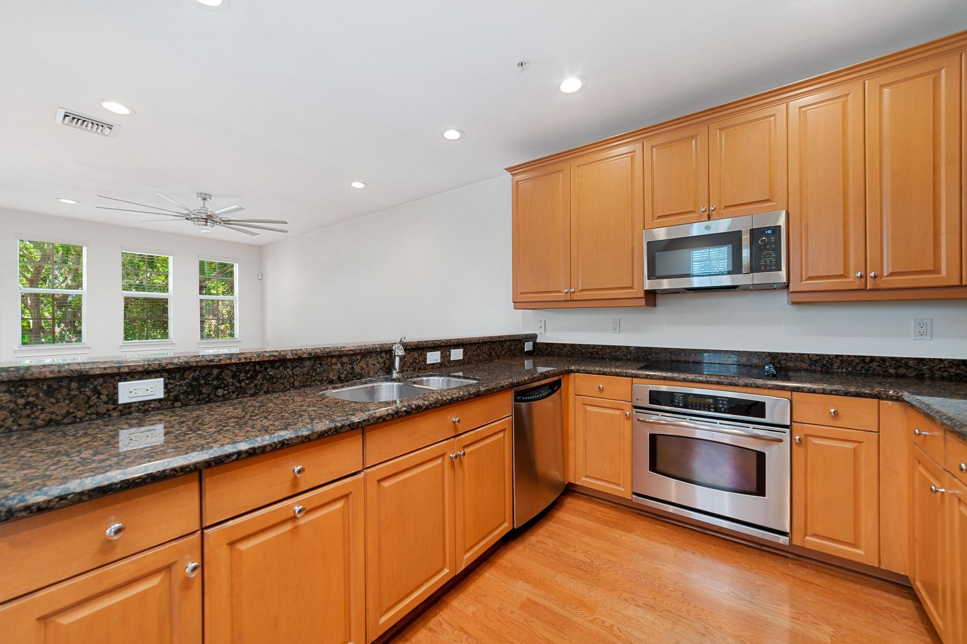 1002 E Heritage Club Circle, Delray Beach, FL 33483 Photo