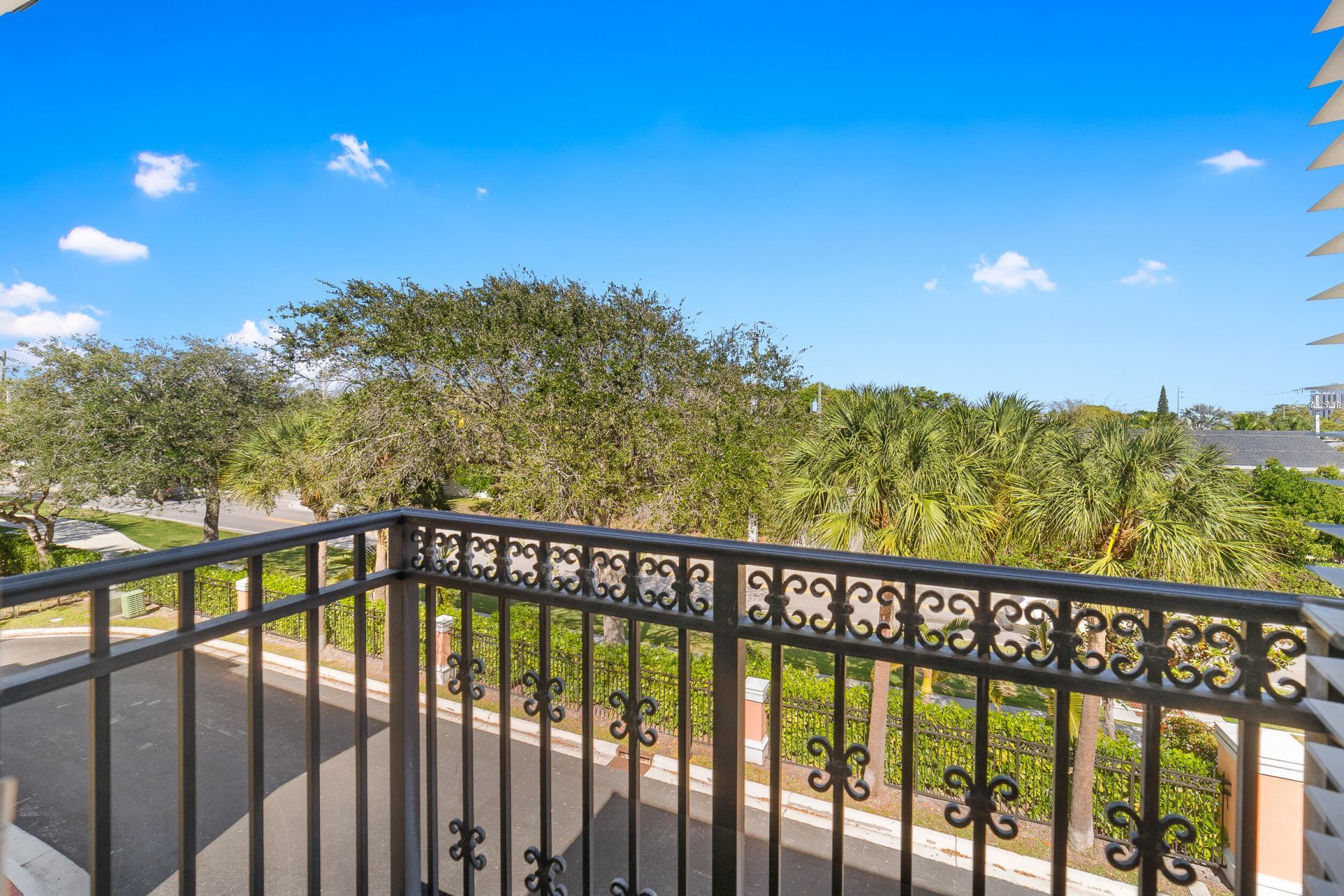 1002 E Heritage Club Circle, Delray Beach, FL 33483 Photo