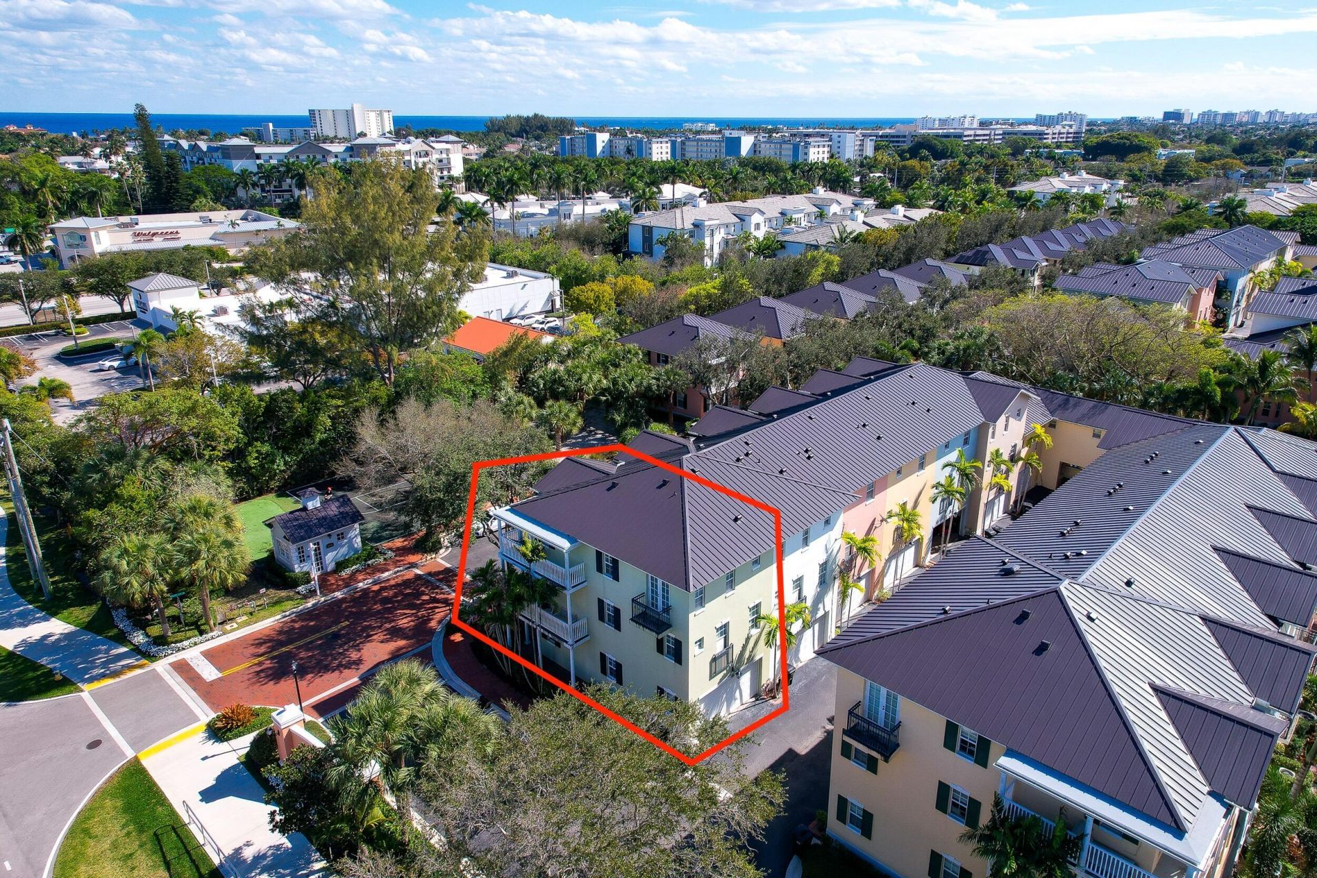 1002 E Heritage Club Circle, Delray Beach, FL 33483 Photo