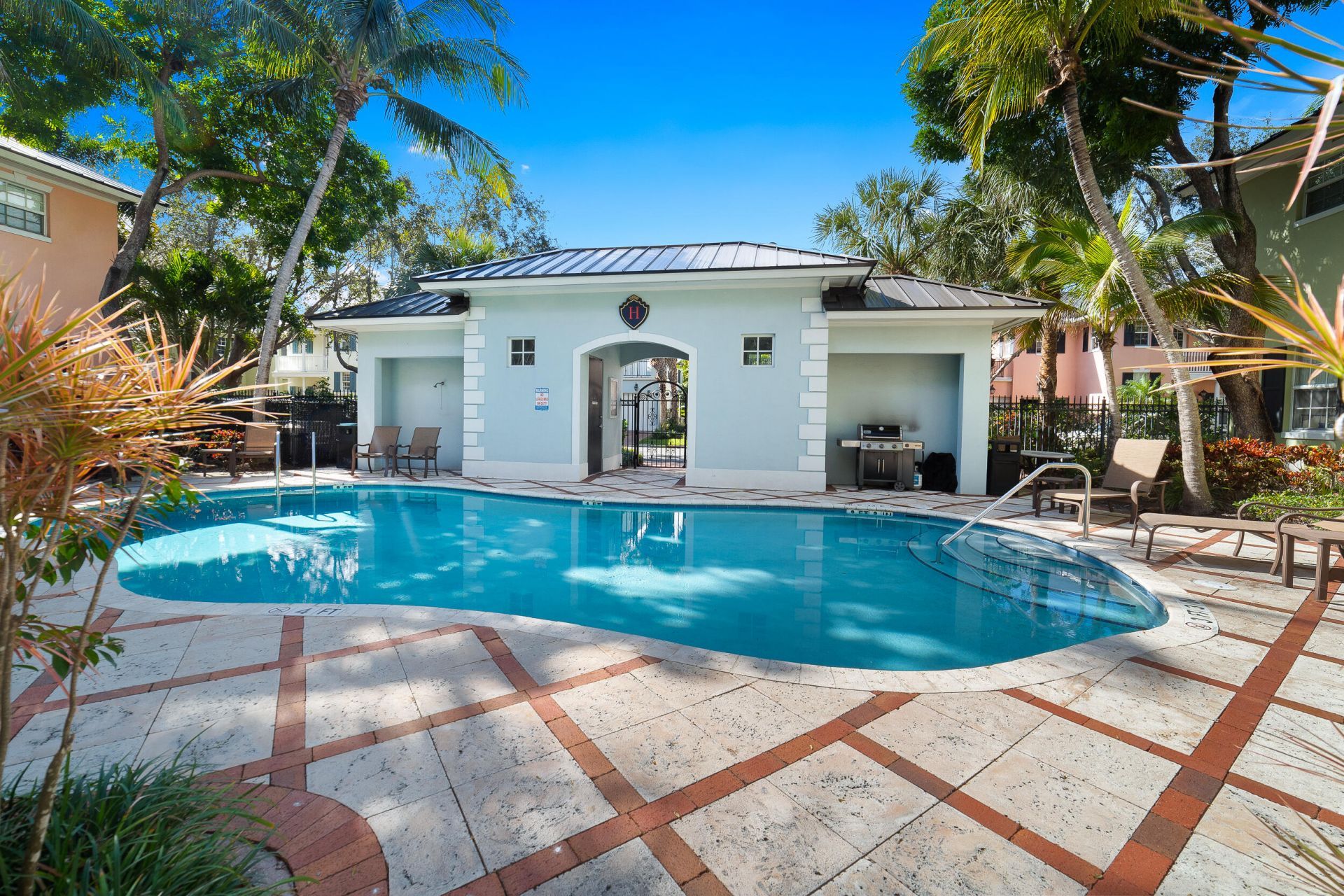 1002 E Heritage Club Circle, Delray Beach, FL 33483 Photo