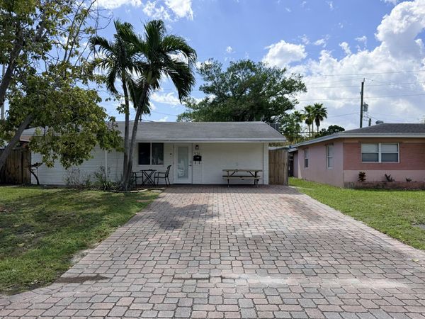 536 NW 45th Street, Oakland Park, FL 33309
