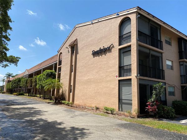 2700 Coral Springs Drive, Unit 211, Coral Springs, FL 33065