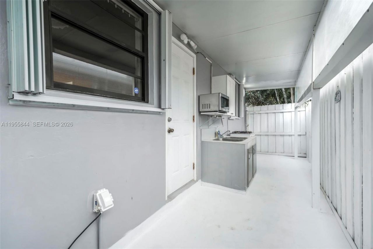 7630 Plantation Blvd , Miramar, FL 33023 Photo