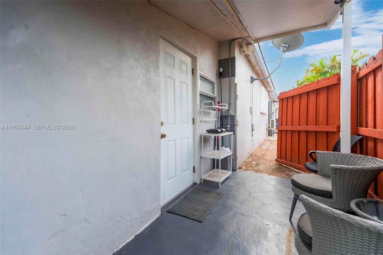 7630 Plantation Blvd , Miramar, FL 33023 Photo