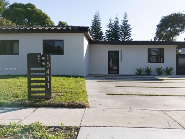 15411 NE 10th Ave, North Miami Beach, FL 33162