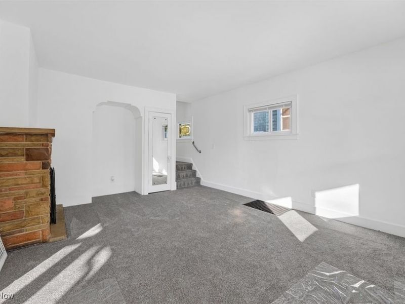 888 Beardsley Street, Akron, OH 44311 Photo 10