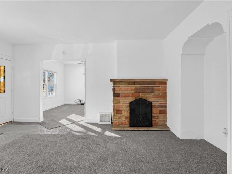 888 Beardsley Street, Akron, OH 44311 Photo 13