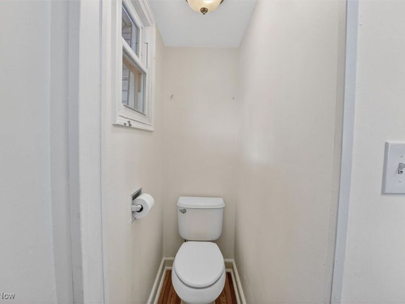 888 Beardsley Street, Akron, OH 44311 Photo 22