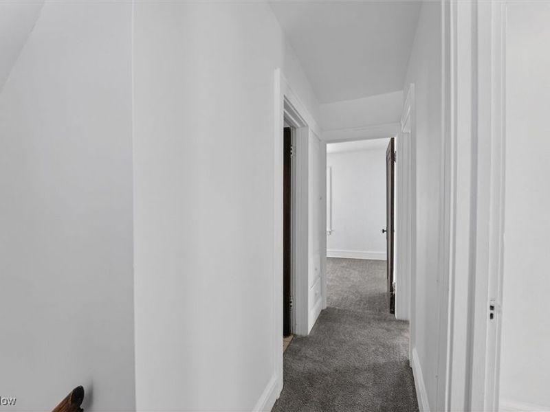 888 Beardsley Street, Akron, OH 44311 Photo 23