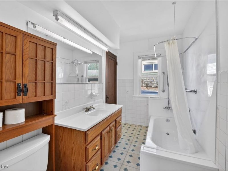 888 Beardsley Street, Akron, OH 44311 Photo 30