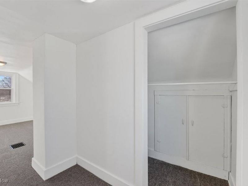 888 Beardsley Street, Akron, OH 44311 Photo 36