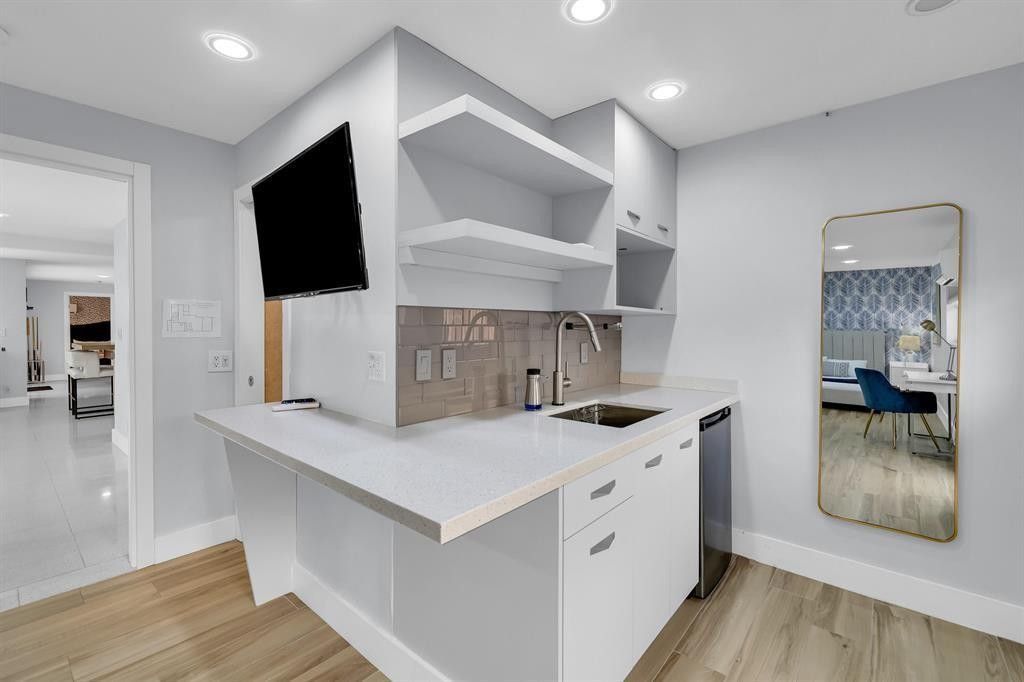 4710 NE 27th Avenue, Fort Lauderdale, FL 33308 Photo