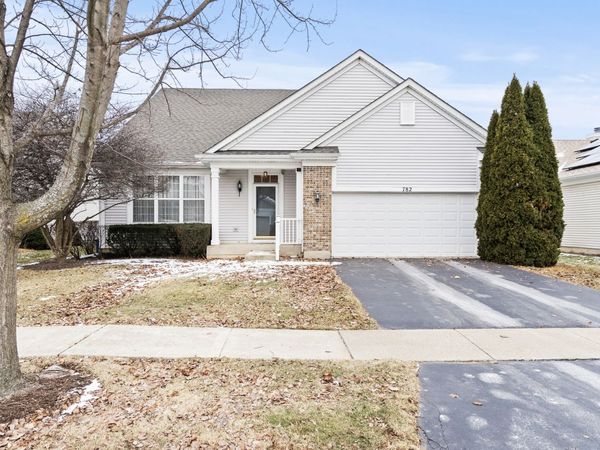 782 S Baldwin Lane, Romeoville, IL 60446