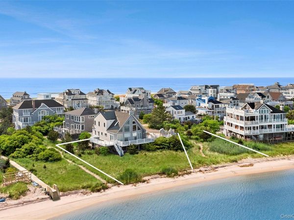 8 Dune Lane , Westhampton Dunes, NY 11978