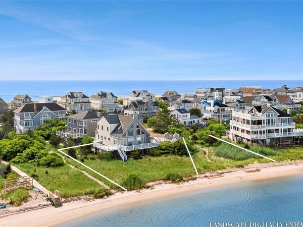8 Dune Lane, Westhampton Dunes, NY 11978