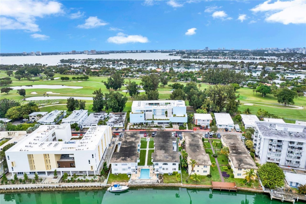 200 S Shore Dr, Unit 12, Miami Beach, FL 33141 Photo