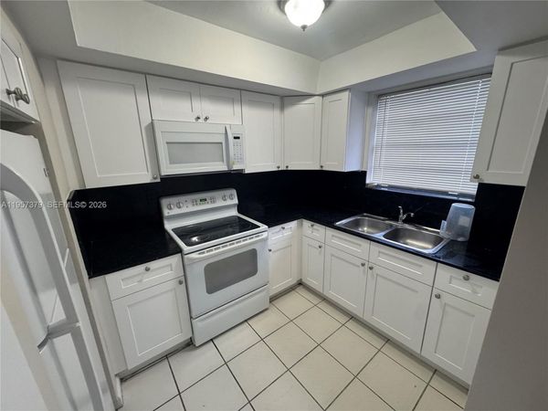 1370 NE 119th St, Unit 137006, Miami, FL 33161