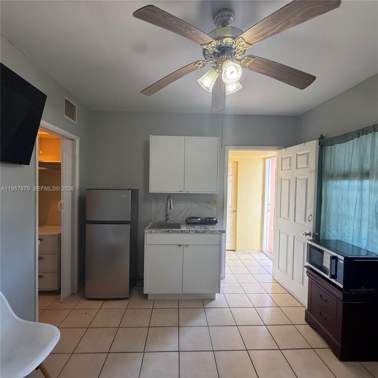 275 W 16th St, Hialeah, FL 33010 Photo