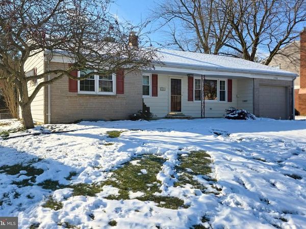 1980 LARCH AVENUE, EAST PETERSBURG, PA 17520