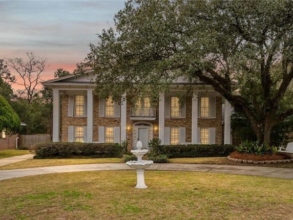 4059 Airport Boulevard, Mobile, AL 36608