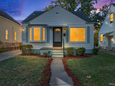 6235 Rosemont Avenue, Detroit, MI 48228